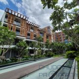 Intercontinental residences
